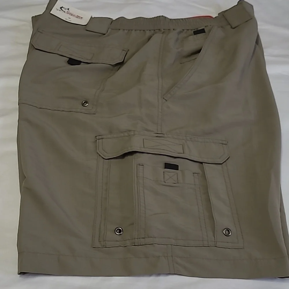 🩳NWT World Wide Sportsman Baitcast Shorts Sz 44 Gravel color